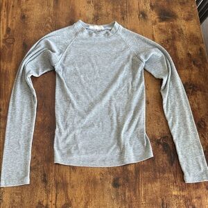 Jolie Light Gray Ribbed Crewneck Top
